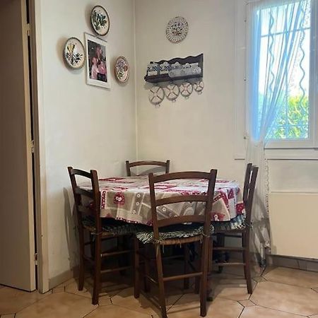 Maison Familiale Idealement Situee Avec Tout Le Confort Nimes Exterior photo